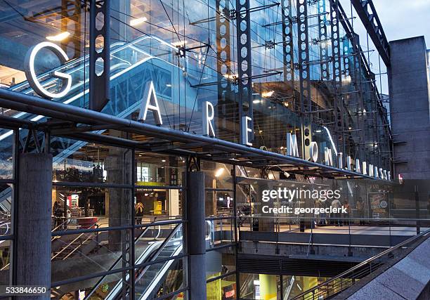 gare montparnasse - train station in paris - montparnasse stock pictures, royalty-free photos & images