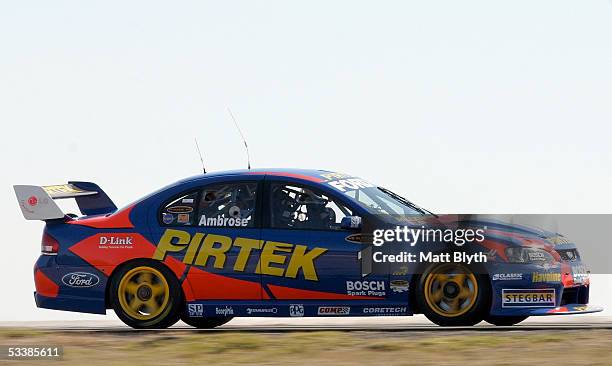 Pertek Racing Team Pirtek Racing Team Photos and Premium High Res Pictures - Getty Images