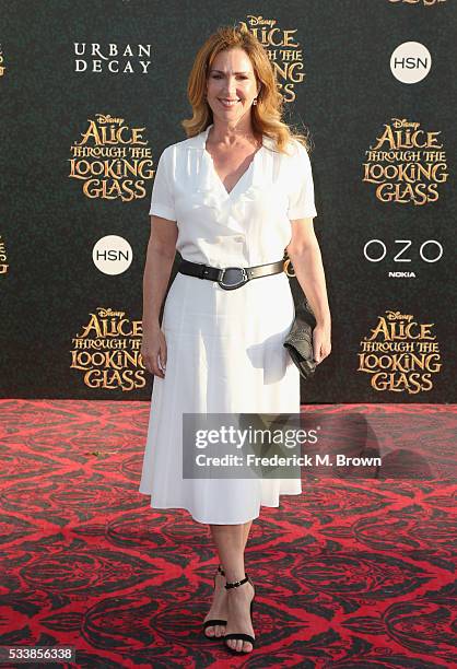 Actress Peri Gilpin attends the premiere of Disney's "Alice Through The Looking Glass at the El Capitan Theatre on May 23, 2016 in Hollywood,...