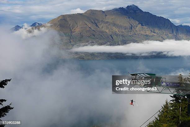 queenstown - bungee stock pictures, royalty-free photos & images