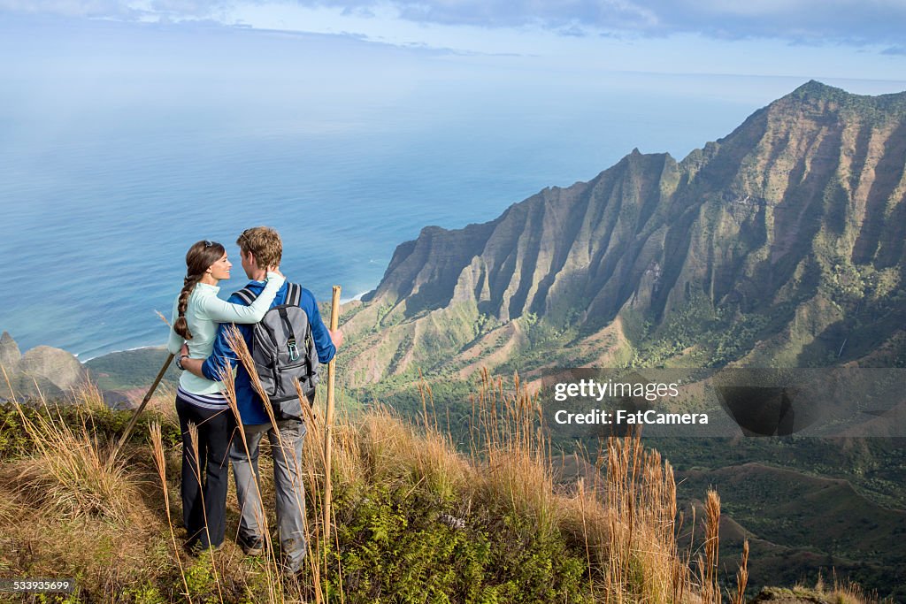 Couple hiking while on vacation in Hawaii