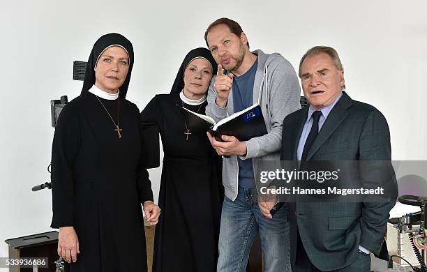 Janina Hartwig, Nina Hoger, Dennis Satin and Fritz Wepper during a photocall for the tv show 'Um Himmels Willen' at Literaturhaus on May 24, 2016 in...