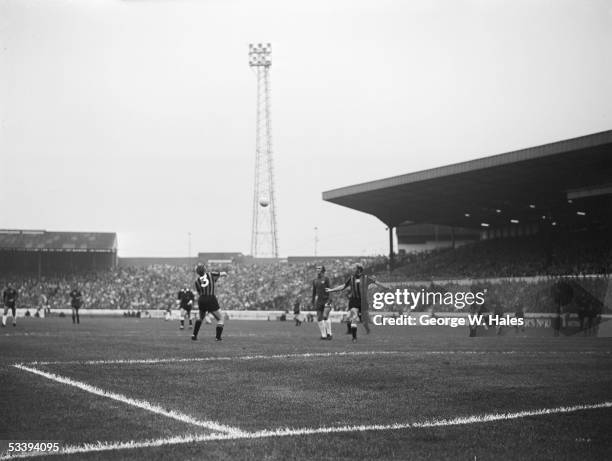 Scene from Chelsea's match at home to Manchester City at Stamford Bridge, London 21st August 1971.