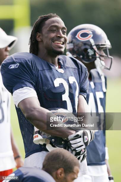 Cornerback Charles Tillman of the Chicago Bears takes a break during a practice at the Bears summer training camp on July 28, 2005 at Olivet Nazarene...
