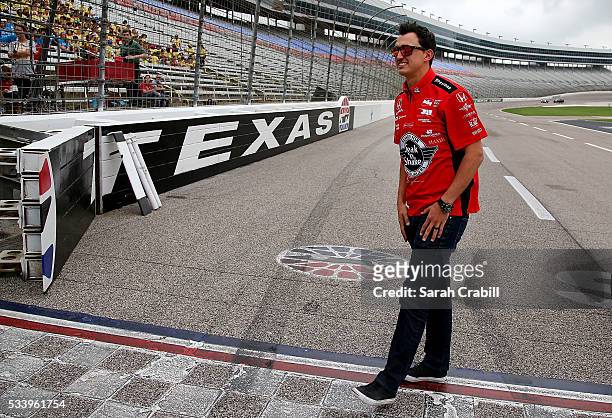 Verizon IndyCar Series driver Graham Rahal arrives to the Speeding To Read Championship Assembly at Texas Motor Speedway on May 24, 2016 in Fort...