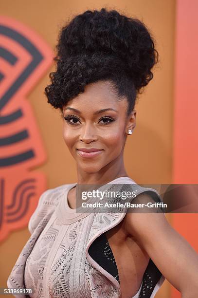 Actress Yaya DaCosta arrives at the premiere of Warner Bros. Pictures' 'The Nice Guys' at TCL Chinese Theatre on May 10, 2016 in Hollywood,...