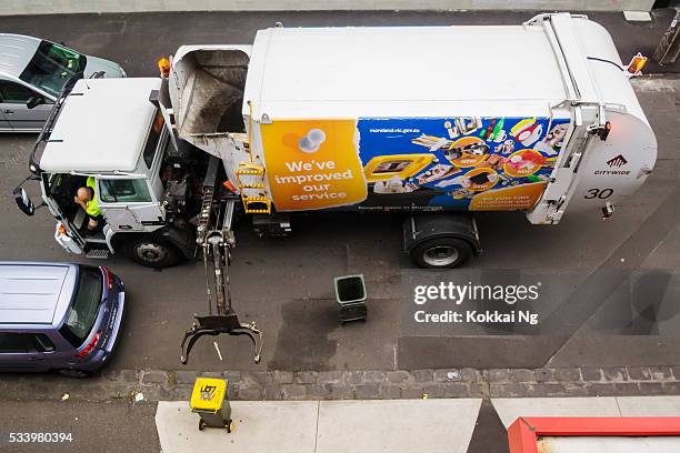 bin collection day - dustbin lorry stock pictures, royalty-free photos & images