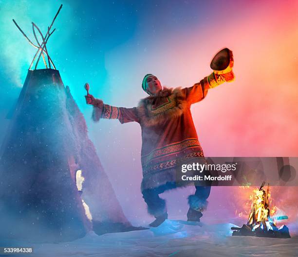 shamanic dancing - ceremonial dancing stock pictures, royalty-free photos & images