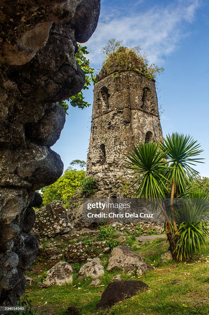 Cagsawa Ruin Church