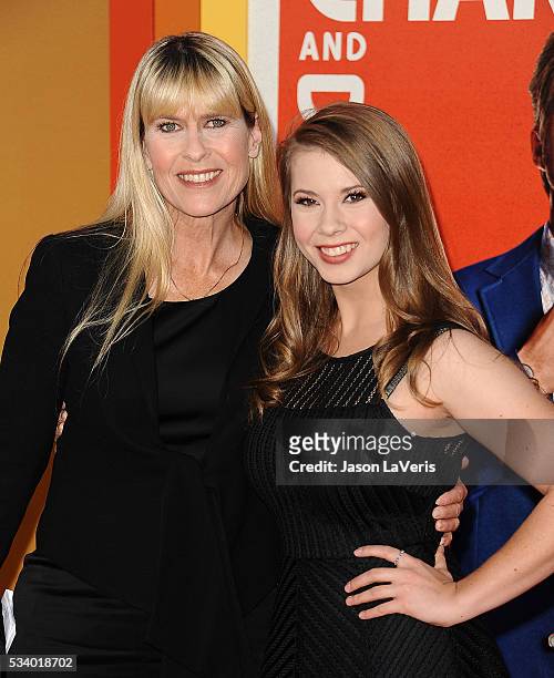 Terri Irwin and Bindi Irwin attend the premiere of "The Nice Guys" at TCL Chinese Theatre on May 10, 2016 in Hollywood, California.