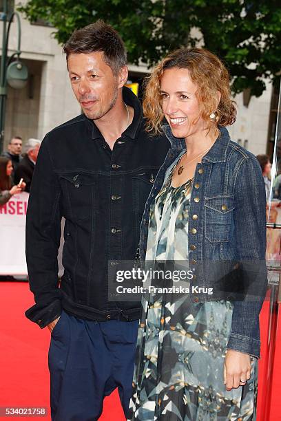 Musician Michi Beck and his wife Ulrike Fleischer attend the premiere of 'Seitenwechsel' at the Zoo Palast on May 24, 2016 in Berlin, Germany.