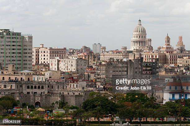 havana, city with capitola national - havana city stock pictures, royalty-free photos & images