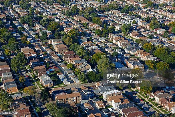 cityscape of suburban housing in chicago - chicago suburbs stock pictures, royalty-free photos & images