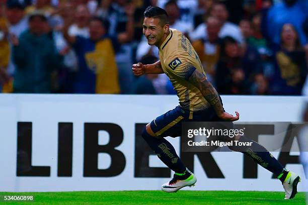 Ismael Sosa of Pumas celebrates after scoring the first goal of his team during a second leg match between Pumas UNAM and Independiente del Valle as...