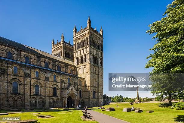 view of durham cathedral - durham england stock-fotos und bilder