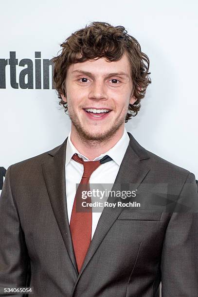 Actor Evan Peters attends the "X-Men Apocalypse" New York Screening at Entertainment Weekly on May 24, 2016 in New York City.