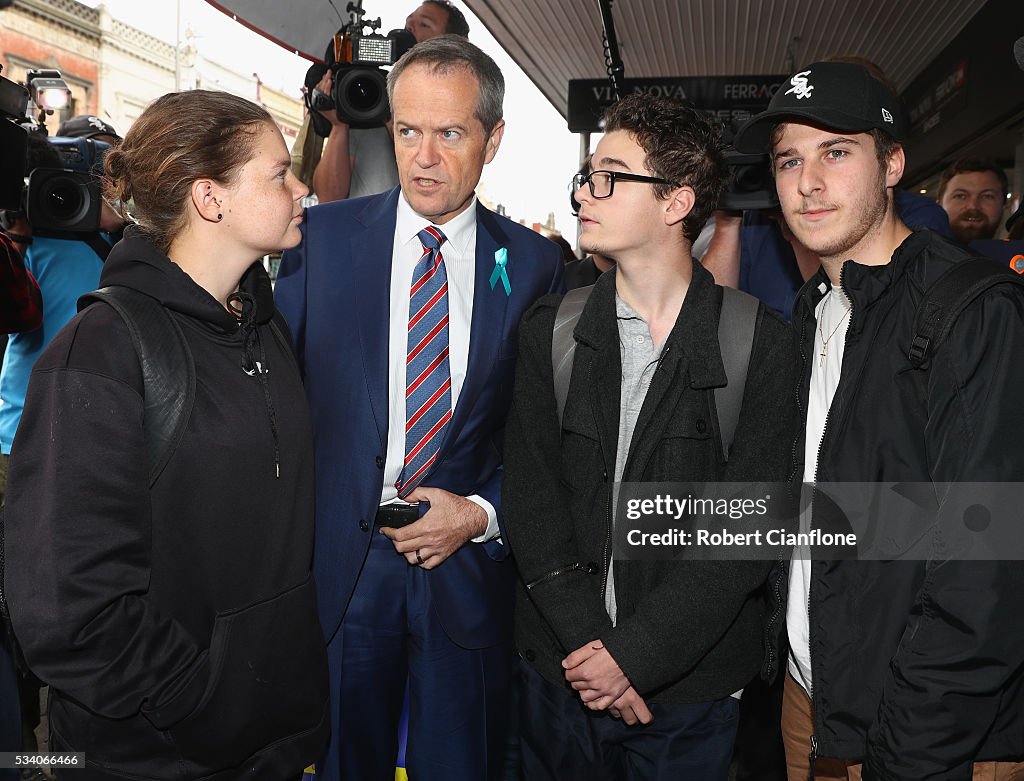 Bill Shorten Campaigns In His Maribyrnong Electorate As Bank Threatens To Sue Over Campaign Slogan.