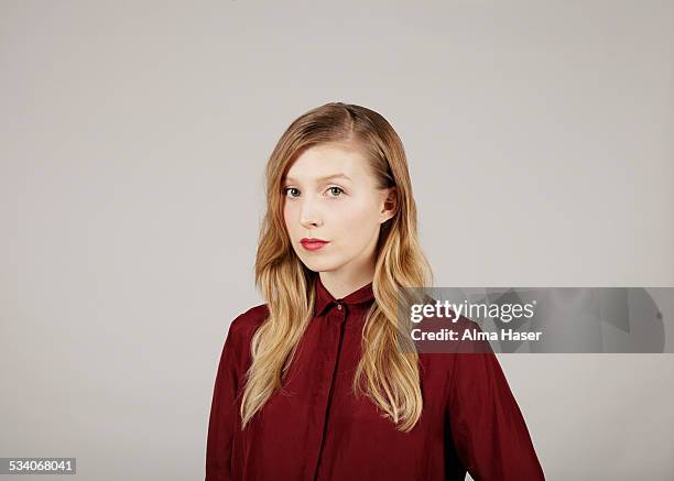 brainstorm - visage sans expression photos et images de collection