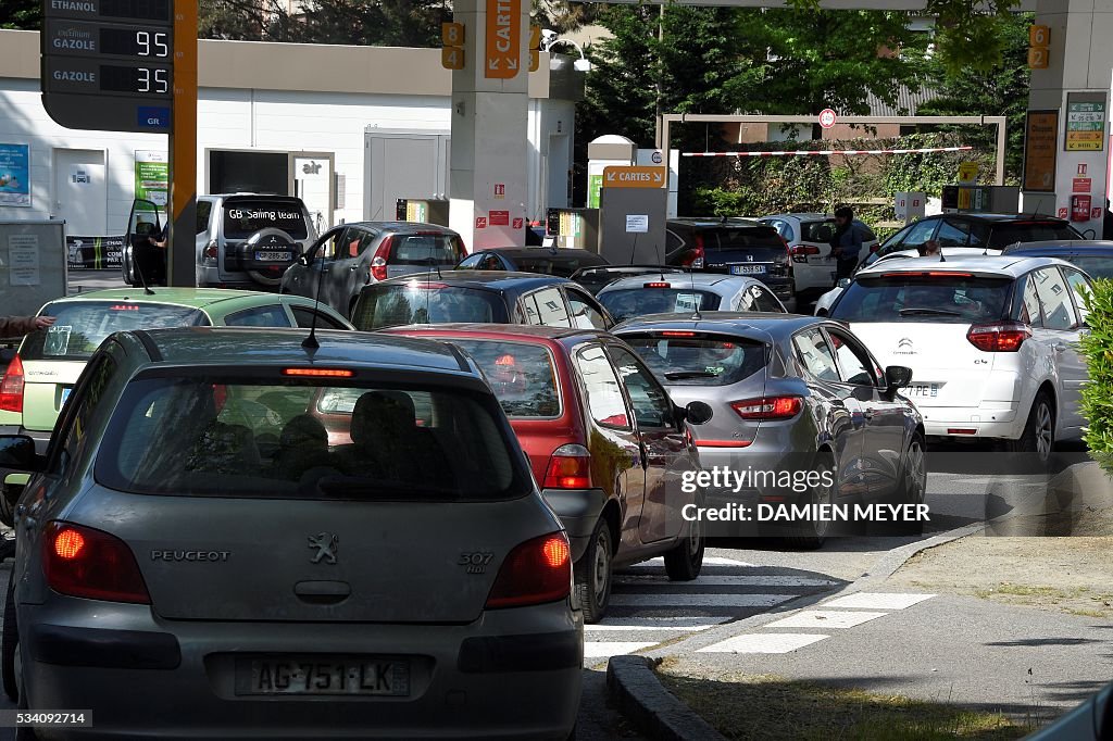 FRANCE-LABOUR-ECONOMY-REFORM-STRIKE-GAS