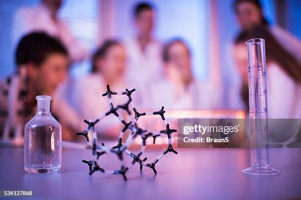Chemistry Table With Molecule Photos and Premium High Res Pictures ...