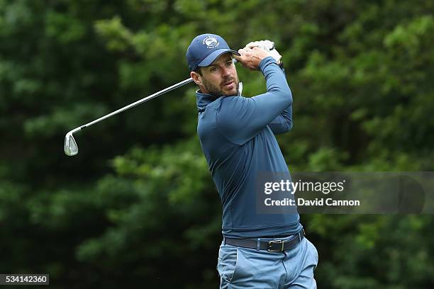 Fomer footballer Jamie Redknapp tees off during the Pro-Am prior to the BMW PGA Championship at Wentworth on May 25, 2016 in Virginia Water, England.