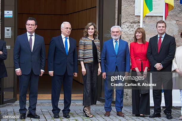 Queen Letizia of Spain attends the inauguration of the 11th International Seminar of Language and Journalism "El Lenguaje del Humor en el Periodismo...