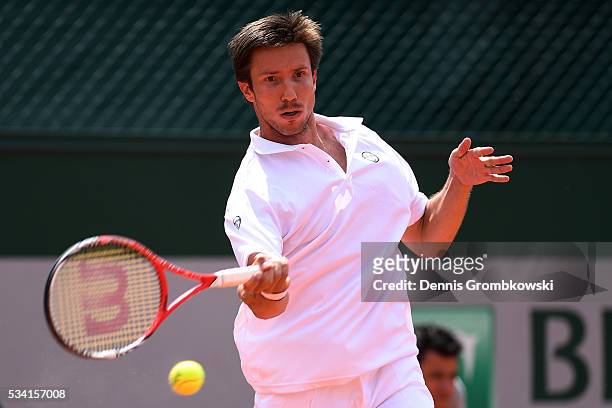 Igor Sijsling of Netherlands hits a forehand during the Men's Singles second round match against Nick Kyrgios of Australia on day four of the 2016...