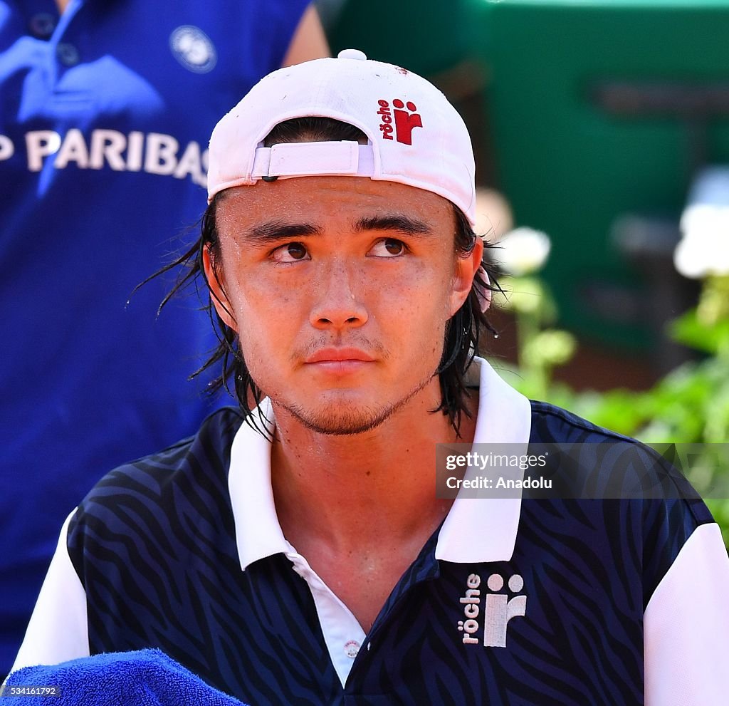 2016 French Open second round match - Taro Daniel vs Stan Wawrinka