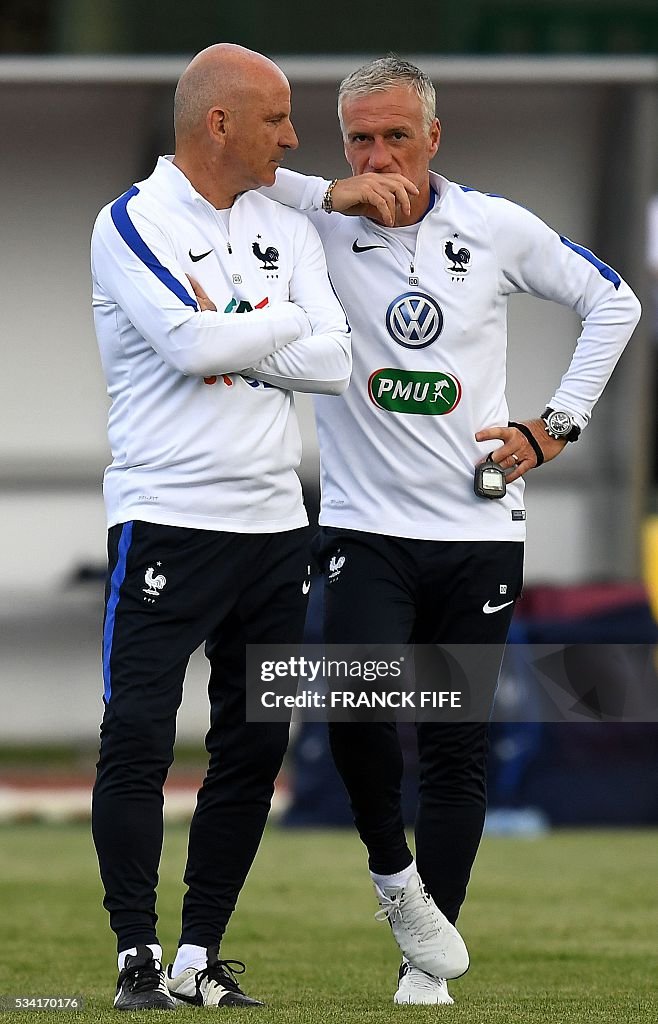 FBL-EURO-2016-FRA-TRAINING