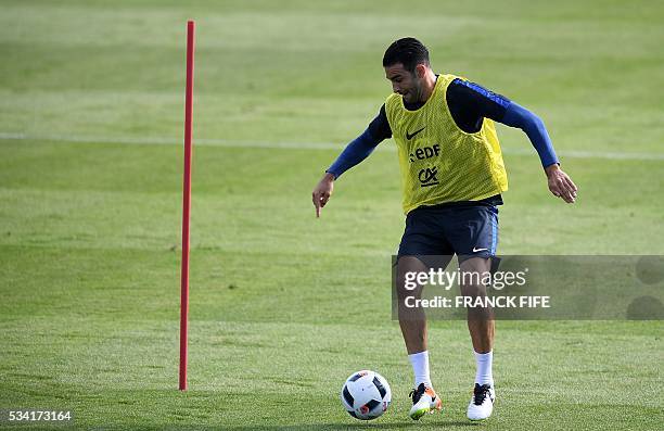 Adil Rami Fra France's defender Adil Rami controls the ball during a training... News ...