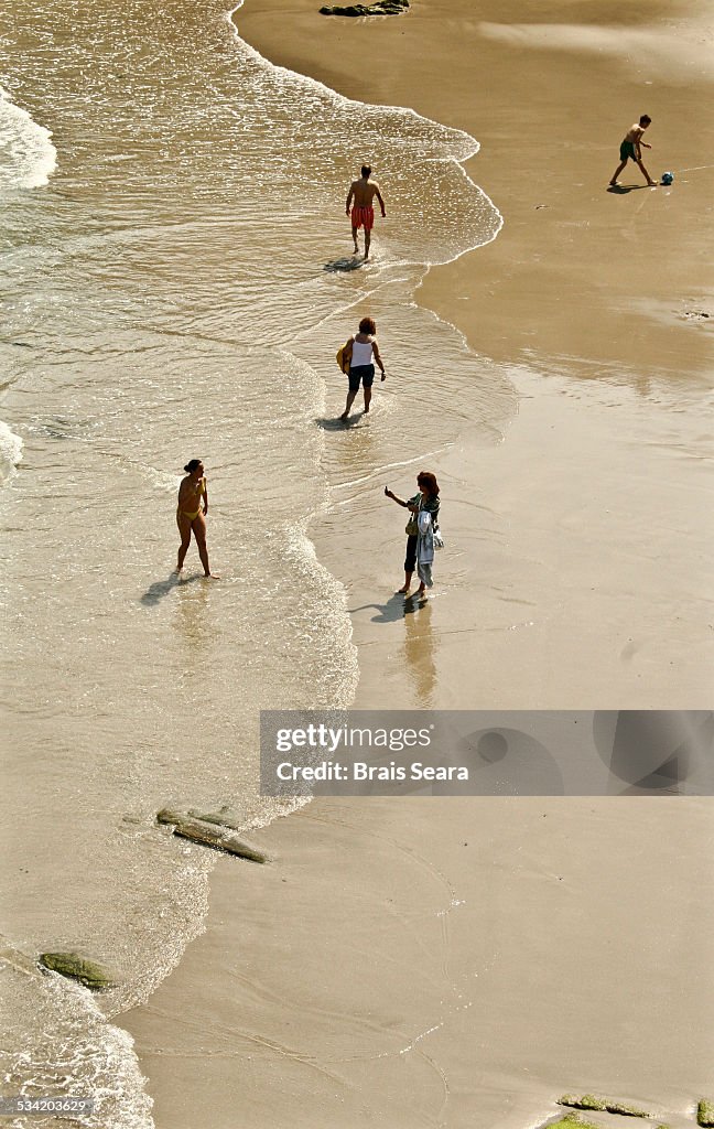 As Catedrais beach