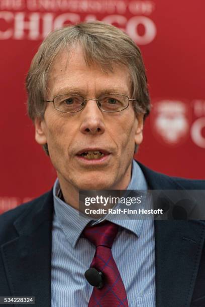 Lars Hansen 229 University Of Chicago Booth Stock Photos, High-Res Pictures, and ...