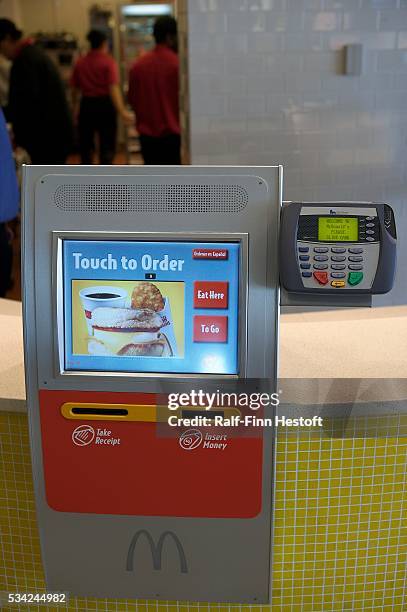 Mcdonald's Computer Working Restaurant Computer Photos and Premium High Res Pictures ...