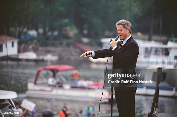 Bill Clinton points to the audience as he speaks during his 1992 presidential campaign tour of the Mississippi River.