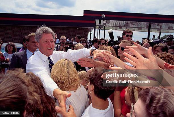 Bill Clinton greets a crowd of supporters in Hannibal, Missouri. Clinton on his Mississippi River Tour to campaign for the 1992 presidential...