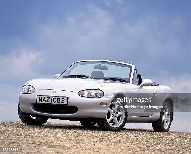 869 fotos e imágenes de Mazda Mx 5 - Getty Images