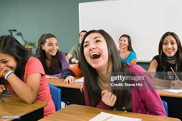Middle School Students Laughing Fotograf as E Im genes De Stock Getty middle-school-students-laughing-fotograf-as-e-im-genes-de-stock-getty