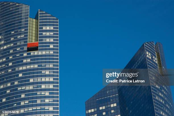 societe generale headquarters building - societe generale stock pictures, royalty-free photos & images