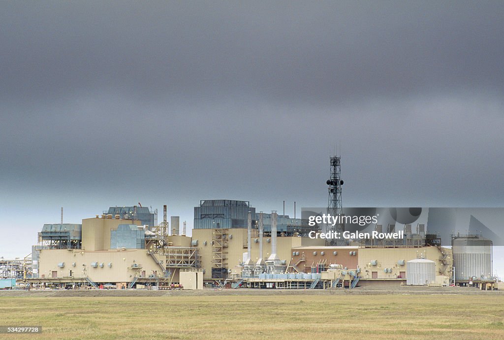 Prudhoe Bay Oil Well Facility