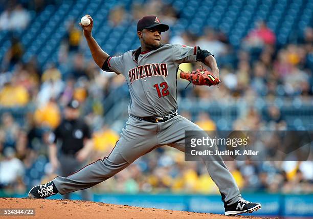 Rubby De La Rosa of the Arizona Diamondbacks pitches in the first inning during against the Pittsburgh Pirates the game at PNC Park on May 25, 2016...