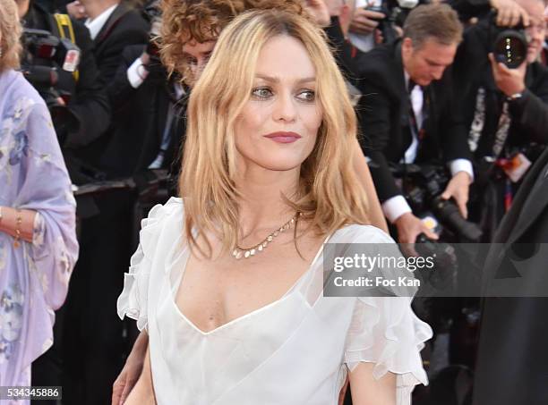 Vanessa Paradis attends 'The Last Face' Premiere during the 69th annual Cannes Film Festival at the Palais des Festivals on May 20, 2016 in Cannes,...