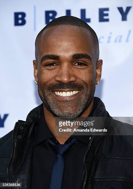 Actor Donnell Turner arrives at the 7th Annual Big Fighters, Big Cause Charity Boxing Night Benefiting The Sugar Ray Leonard Foundation at The Ray...