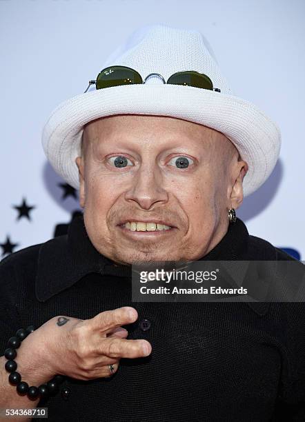 Actor Verne Troyer arrives at the 7th Annual Big Fighters, Big Cause Charity Boxing Night Benefiting The Sugar Ray Leonard Foundation at The Ray...