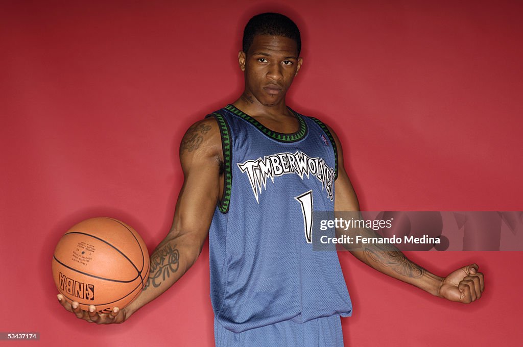 Rashad McCants of the Minnesota Timberwolves poses during a portrait... Foto jornalística