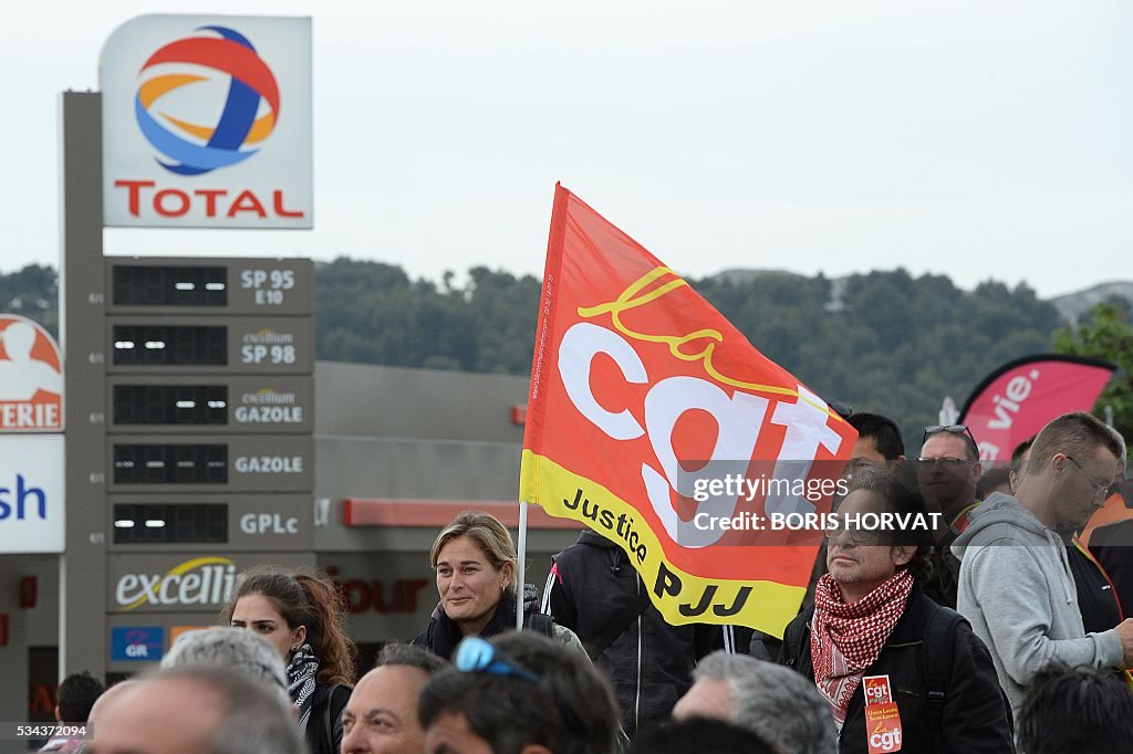 FRANCE-LABOUR-POLITICS-STRIKE