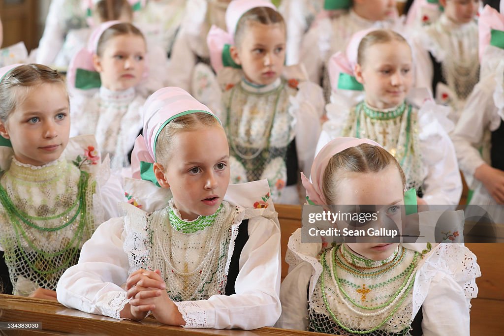Sorbian Minority Celebrates Corpus Christi