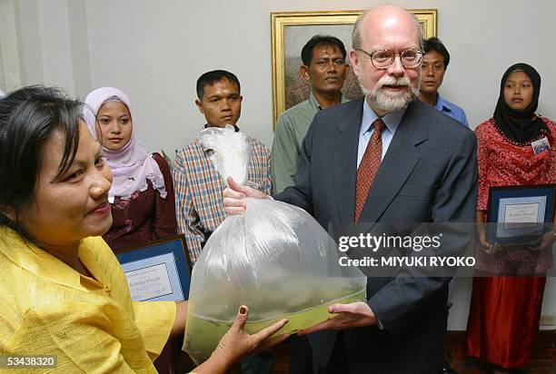 Samran Ss 118 Results Oriented Stock Photos, High-Res Pictures, and Images ...