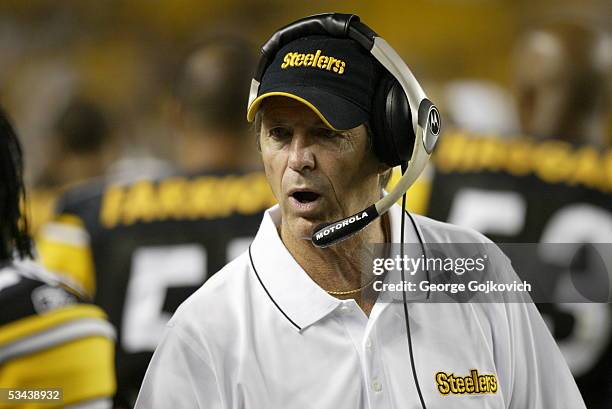 Defensive coordinator Dick LeBeau of the Pittsburgh Steelers talks with a player on the sideline during a preseason game against the Philadelphia...