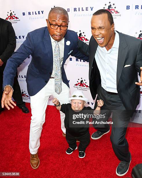 Tommy Davidson, Verne Troyer and Sugar Ray Leonard attend the 7th annual "Big Fighters, Big Cause Charity Boxing Night" benefiting the Sugar Ray...