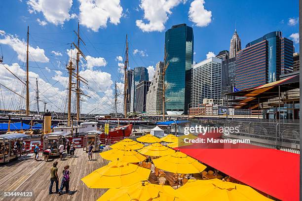 manhattan, pier 17, south street seaport and town - south street seaport stockfoto's en -beelden